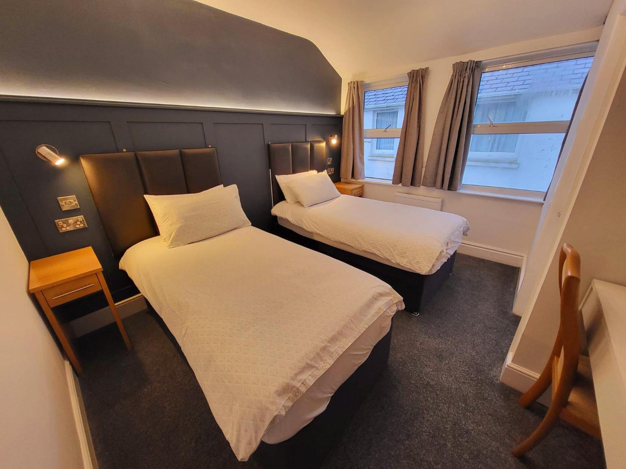 Hotel At Caledonia Douglas Esterno foto