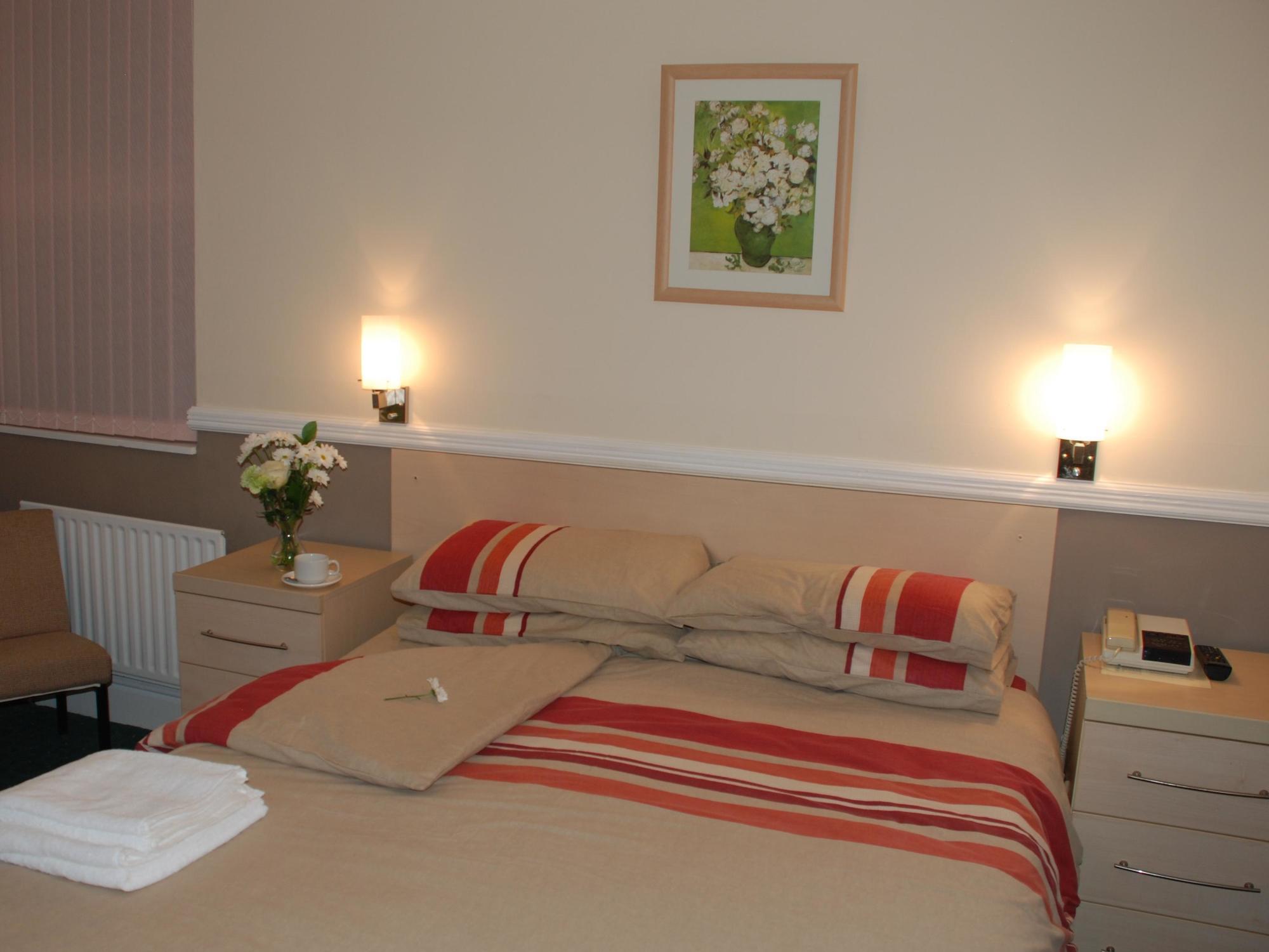 Hotel At Caledonia Douglas Esterno foto